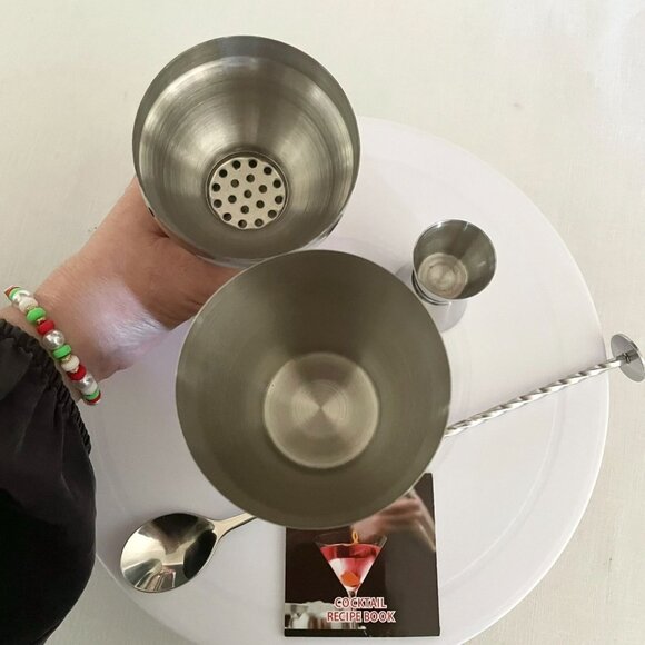 TNCO Cocktail Shaker Set With Jigger and Spoon - Picture 3 of 10